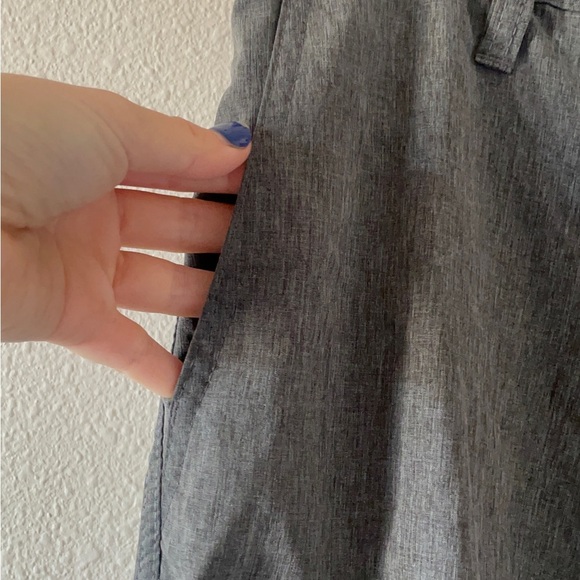 Hurley Men's Gray Flat Front Shorts - Picture 4 of 9